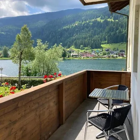 1 Schlafzimmer Mit Balkon, No,11 * Feld am See