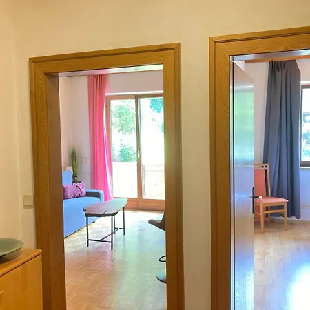 1 Schlafzimmer Mit Balkon, No,11 *